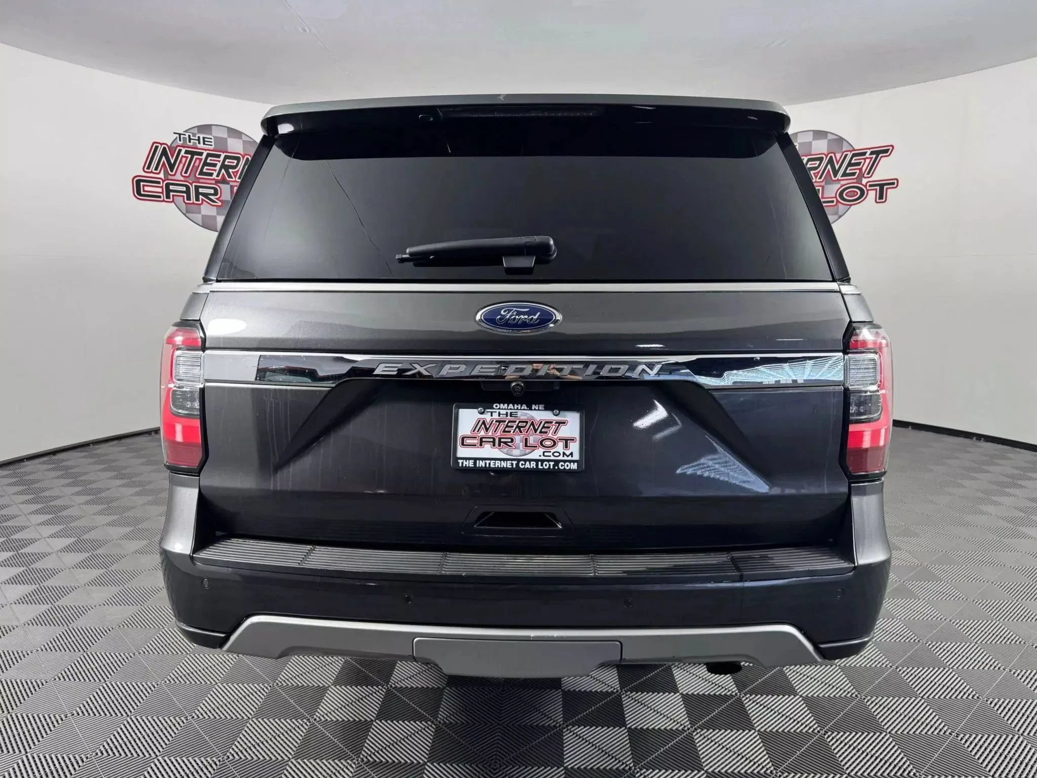 Used 2020 Ford Expedition Limited w/ Equipment Group 302A AWD/4WD image 6