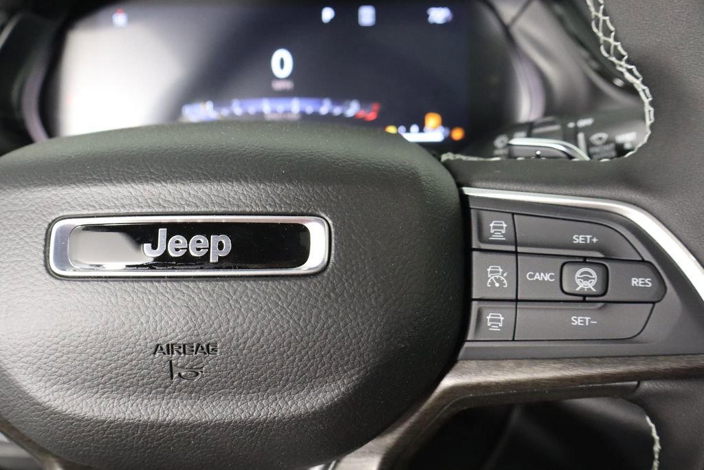 New 2026 Jeep Grand Cherokee Limited w/ Limited Altitude Package image 10