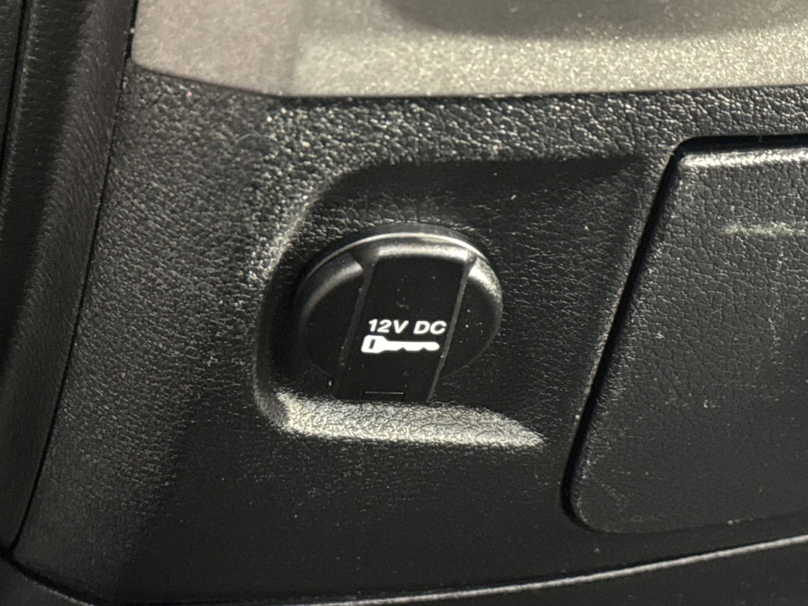 Used 2016 RAM 1500 Tradesman w/ Power & Remote Entry Group image 23