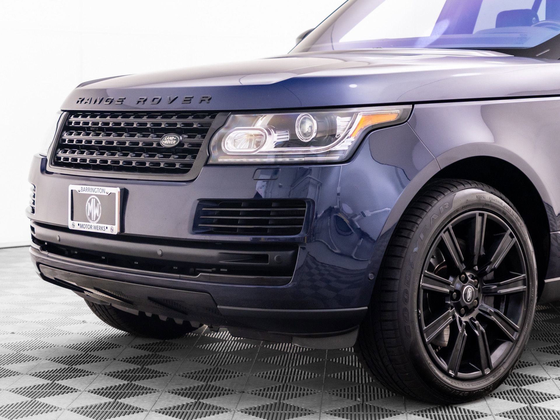 Used 2017 Land Rover Range Rover HSE AWD/4WD image 42