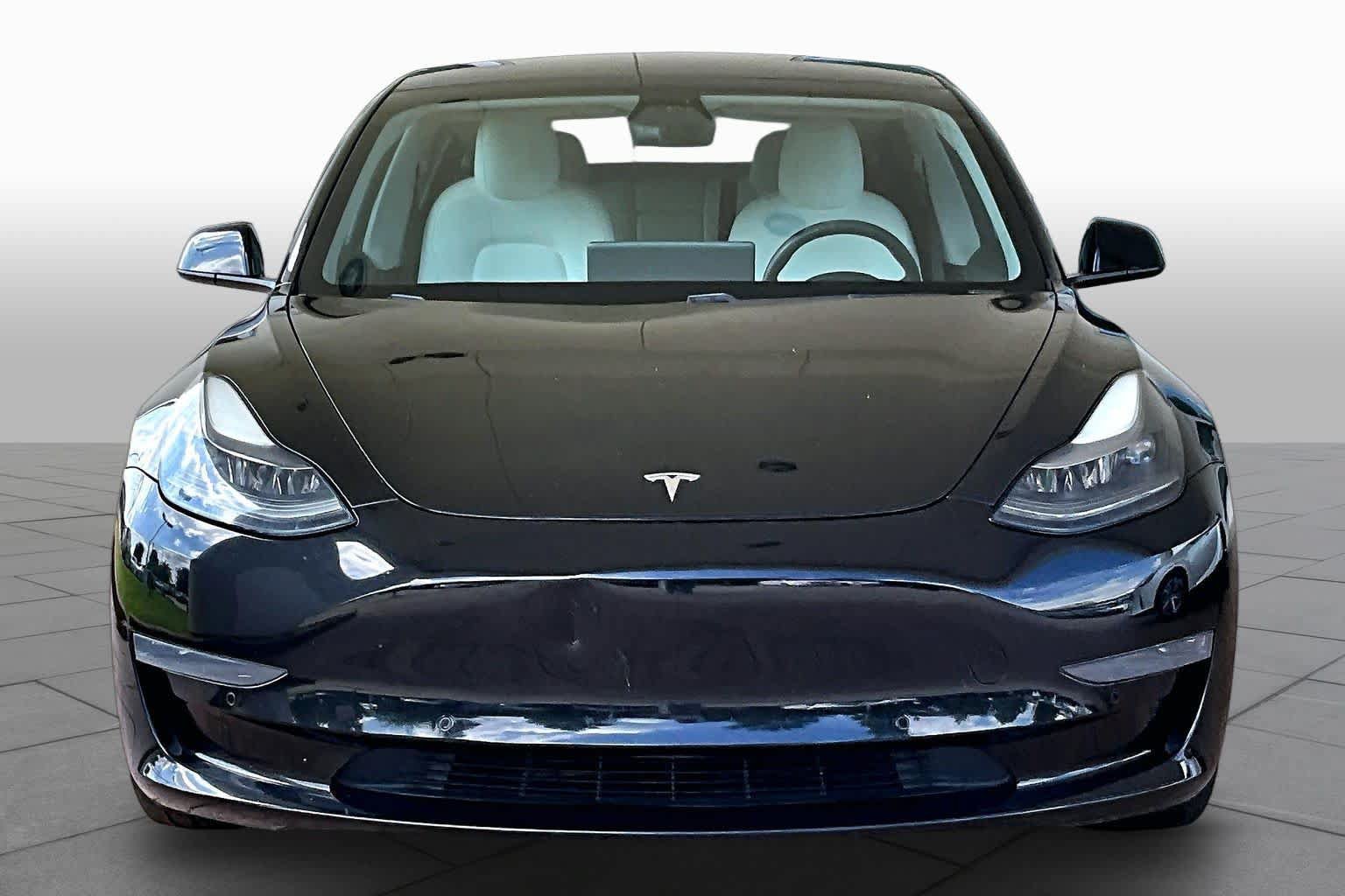 Used 2021 Tesla Model 3 Standard Range Plus RWD image 3