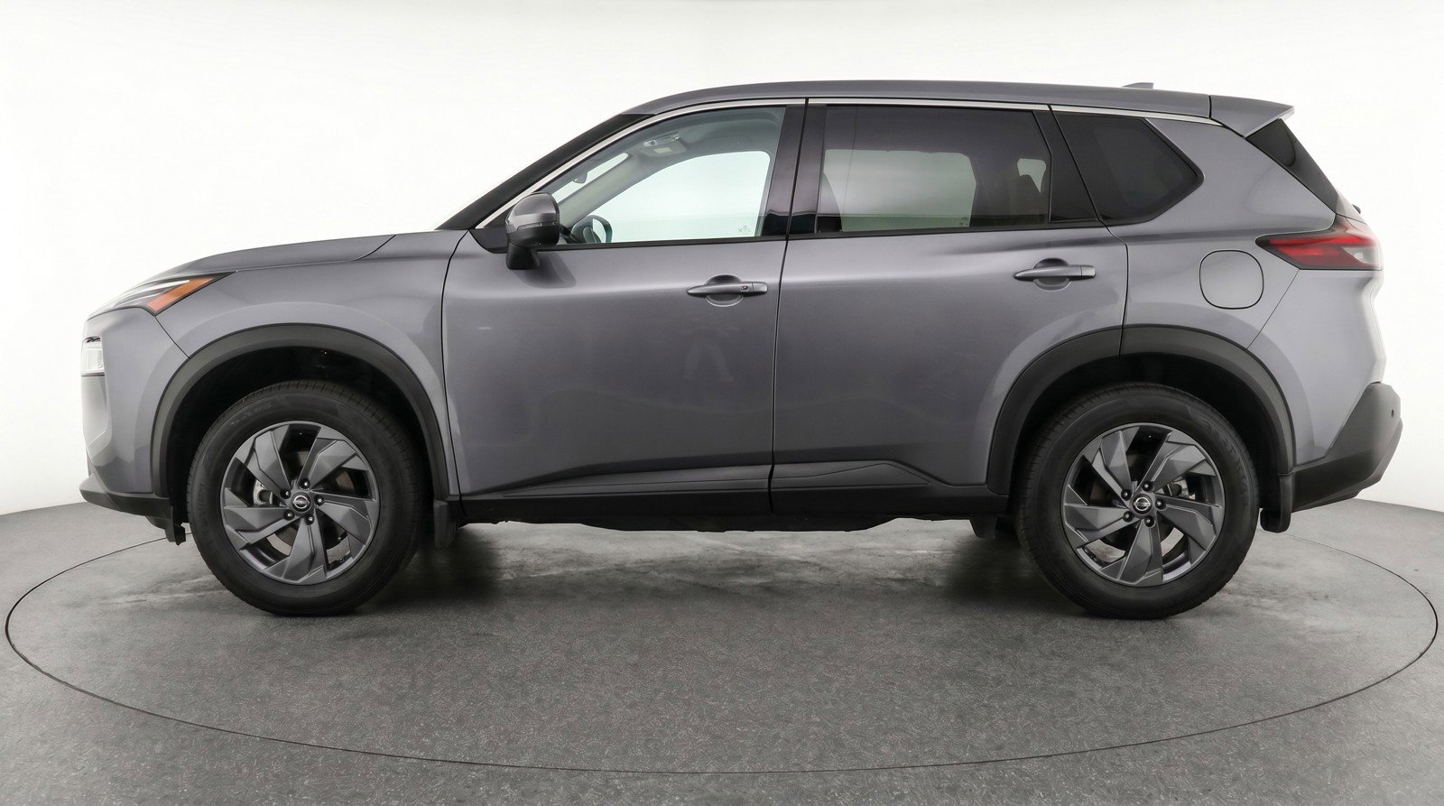 Used 2025 Nissan Rogue SV FWD image 5