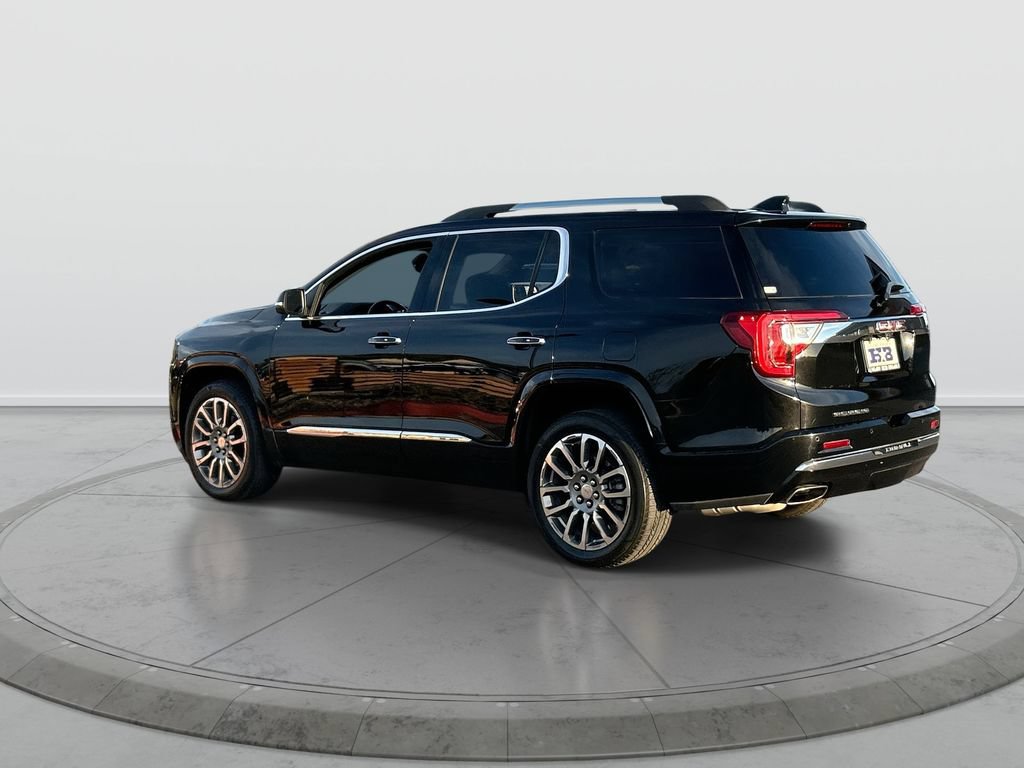 Used 2022 GMC Acadia Denali w/ Denali Ultimate Package FWD image 6