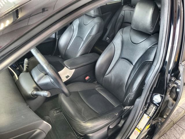 Used 2016 Toyota Prius Three w/ Advanced Technology Package image 11