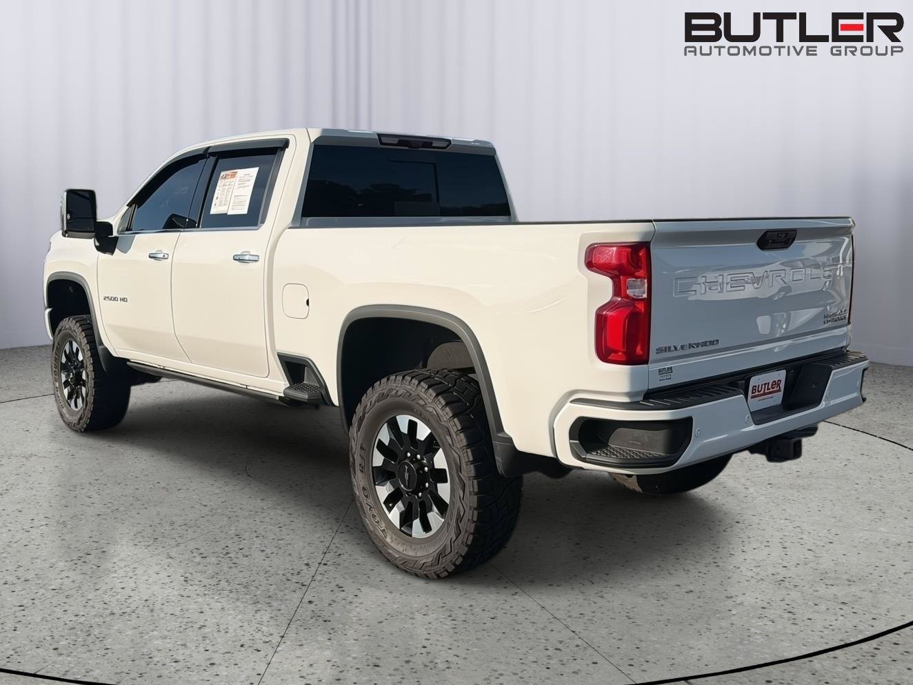 Used 2022 Chevrolet Silverado 2500 High Country AWD/4WD image 4