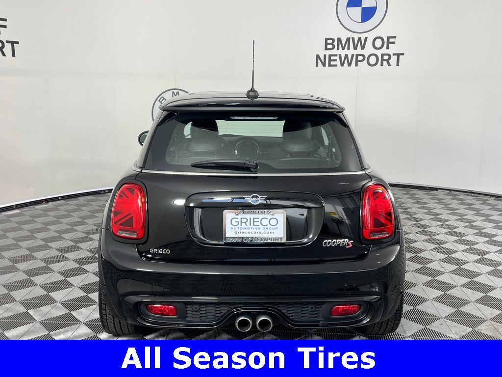 Used 2019 MINI Cooper S image 10