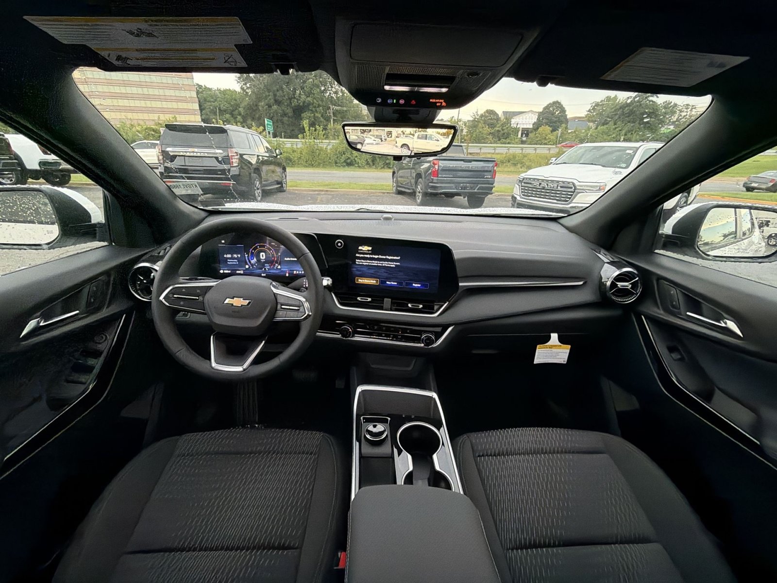 New 2027 Chevrolet Equinox LT w/ Safety and Technology Package AWD/4WD image 23