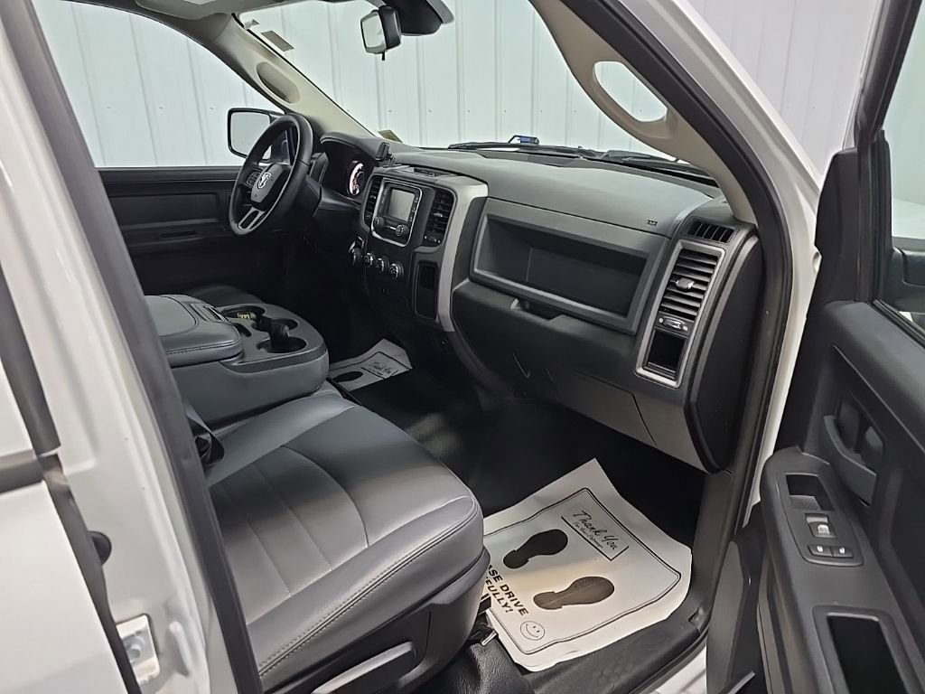 Used 2016 RAM 1500 Tradesman w/ Chrome Appearance Group AWD/4WD image 15
