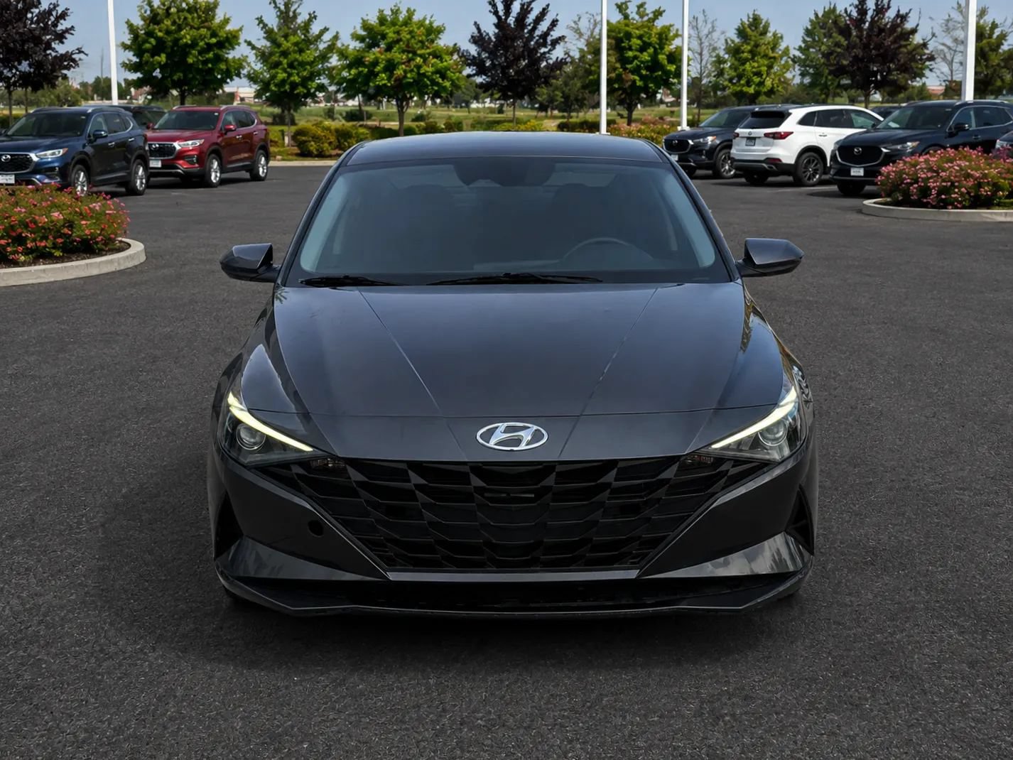 Used 2021 Hyundai Elantra SEL w/ Convenience Package FWD image 8