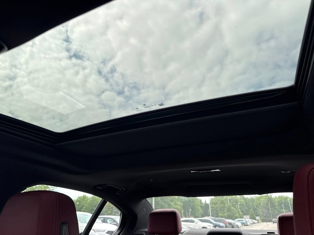 Used 2025 BMW i5 xDrive40 w/ M Sport Package AWD/4WD image 20