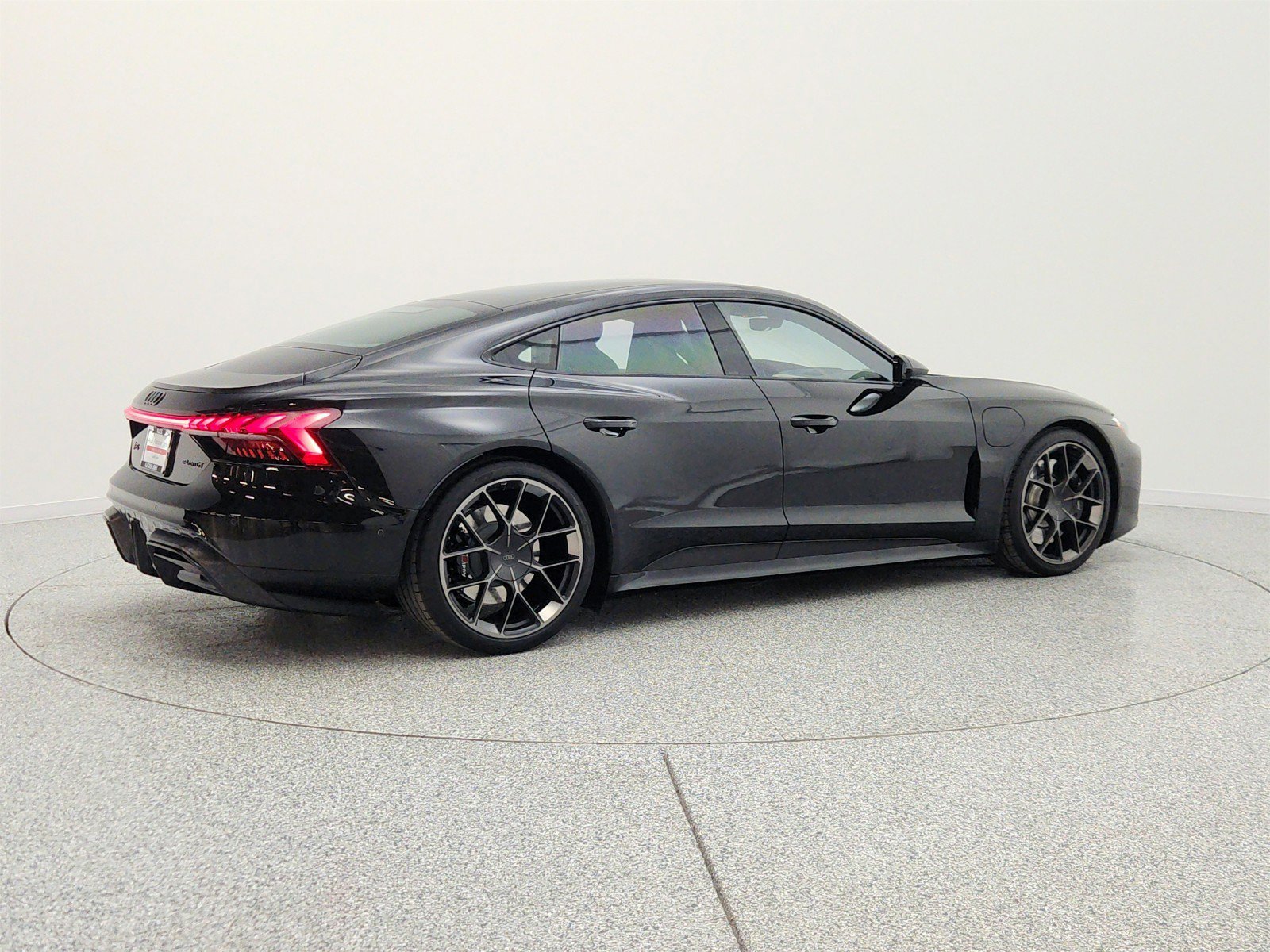 Used 2025 Audi RS e-tron GT performance AWD/4WD image 5