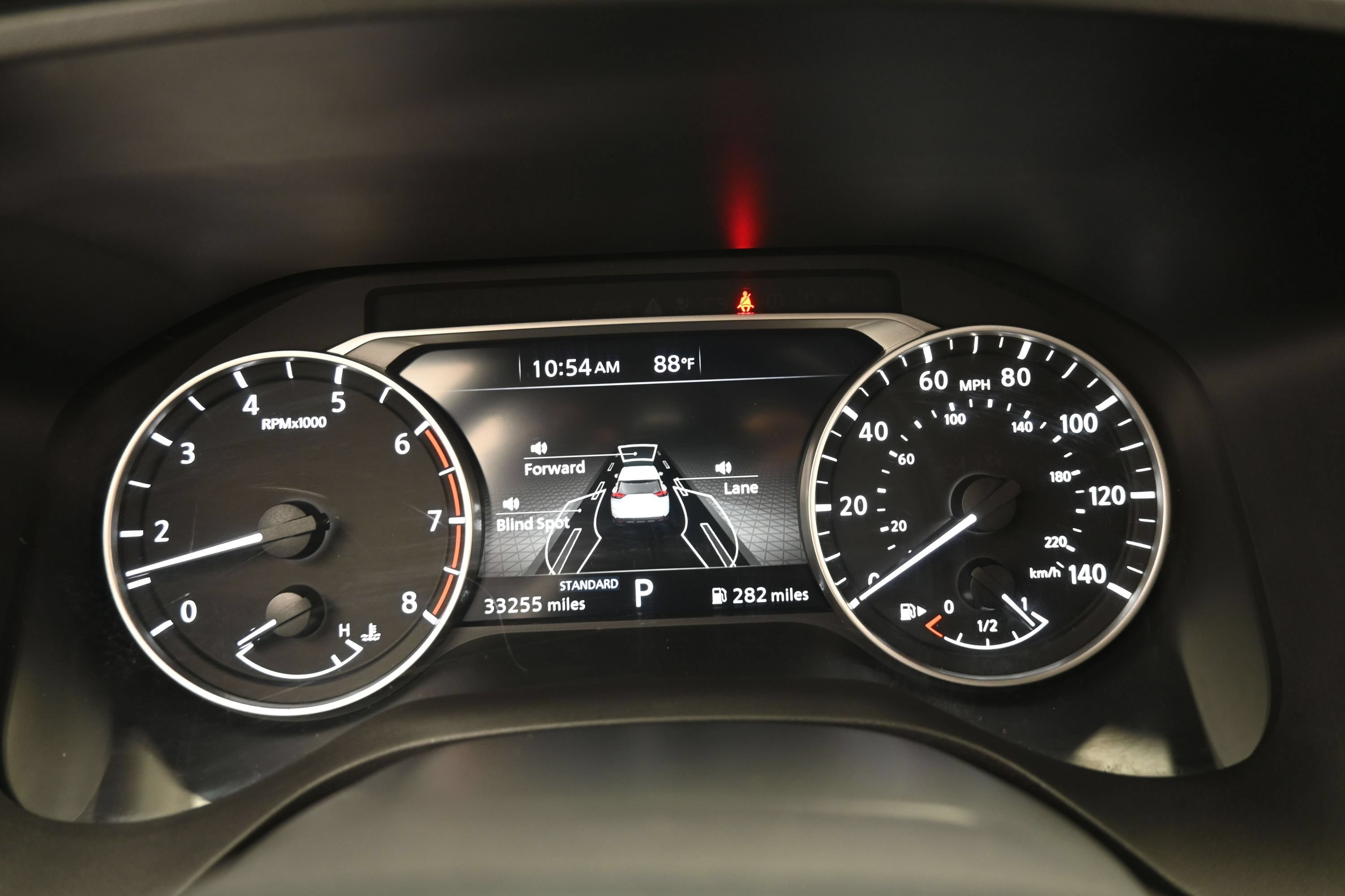 Used 2025 Nissan Rogue SV FWD image 18