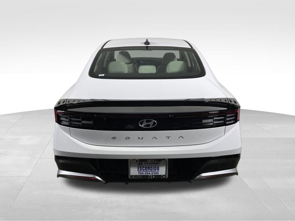 New 2026 Hyundai Sonata SEL video 4