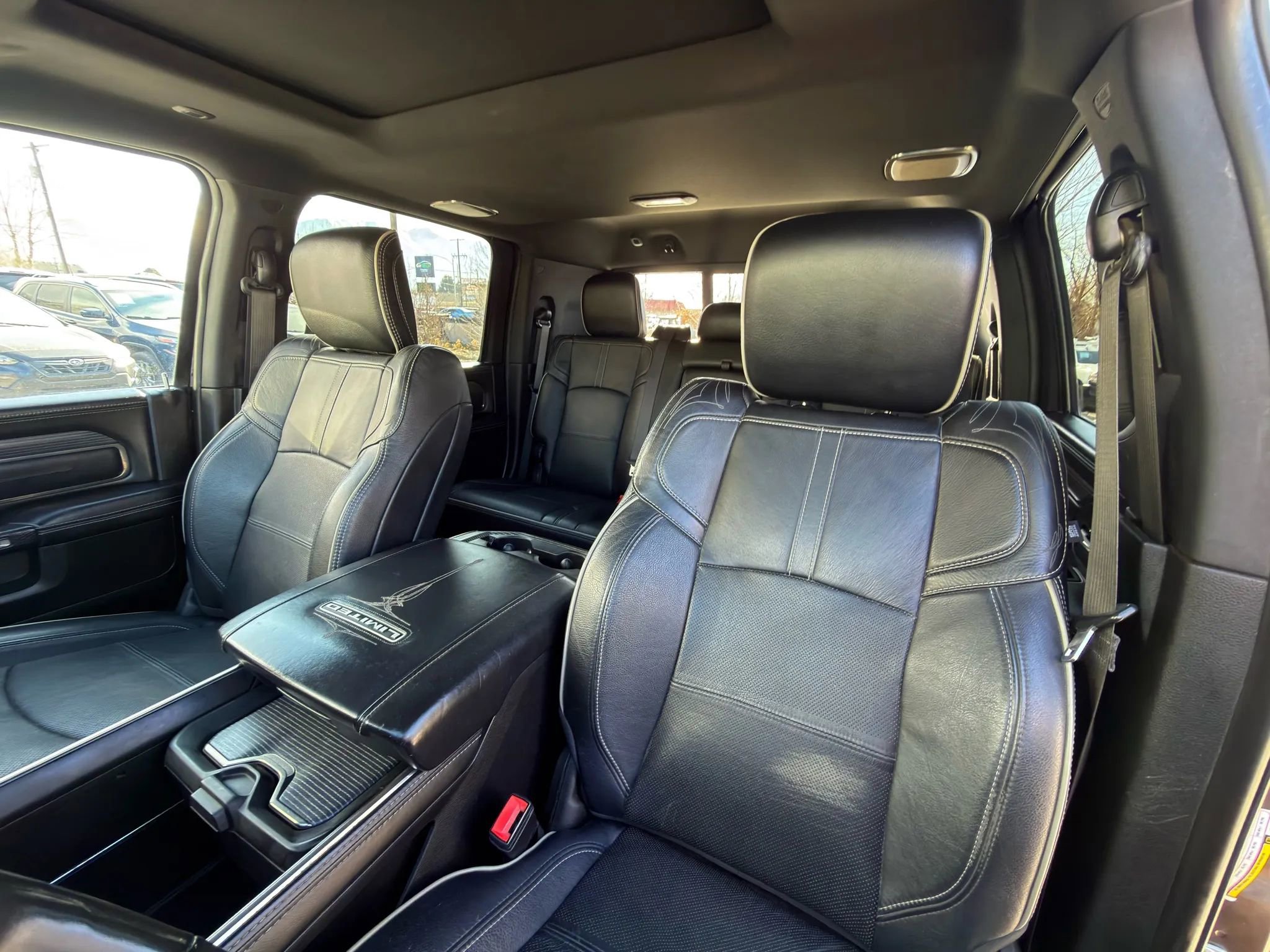 Used 2019 RAM 3500 Limited image 35