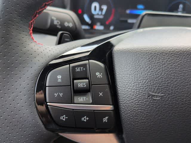 Used 2025 Ford Explorer ST AWD/4WD image 25