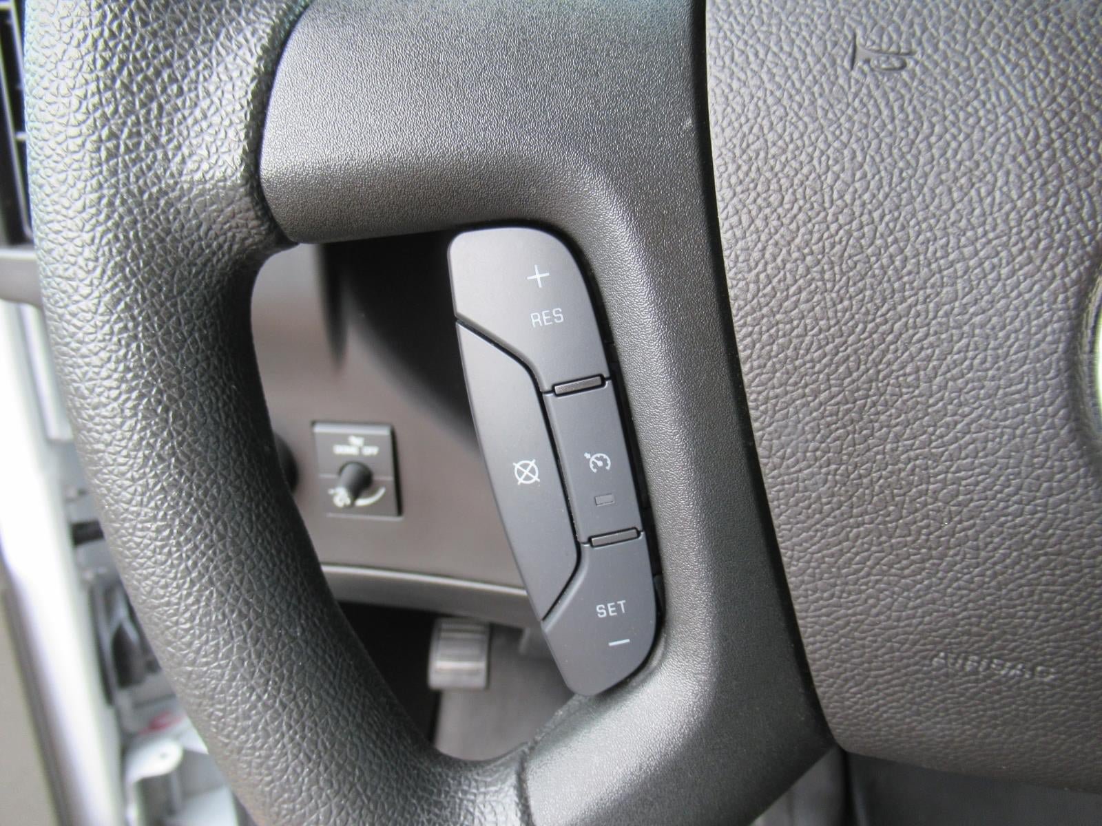 Used 2025 GMC Savana 2500 w/ Driver Convenience Package RWD image 25