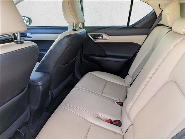 Used 2017 Lexus CT 200h image 20