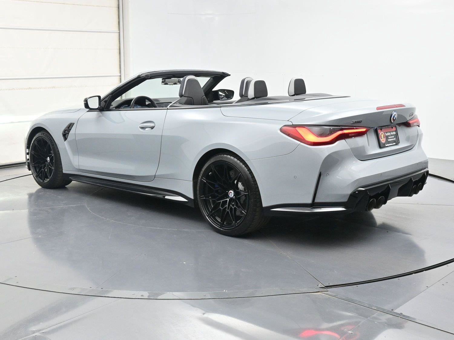 Used 2023 BMW M4 xDrive Competition AWD/4WD image 32