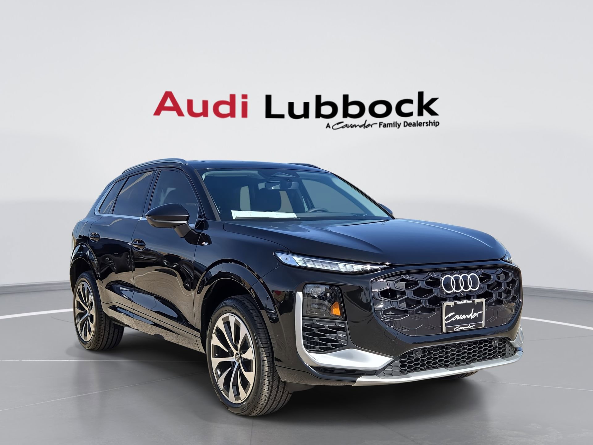 New 2026 Audi Q3 quattro 2.0T AWD/4WD image 1