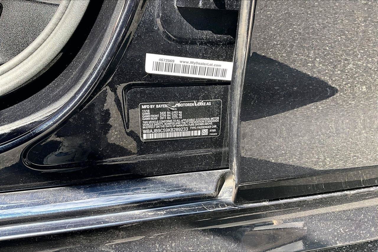 Used 2019 BMW M550i xDrive AWD/4WD image 19