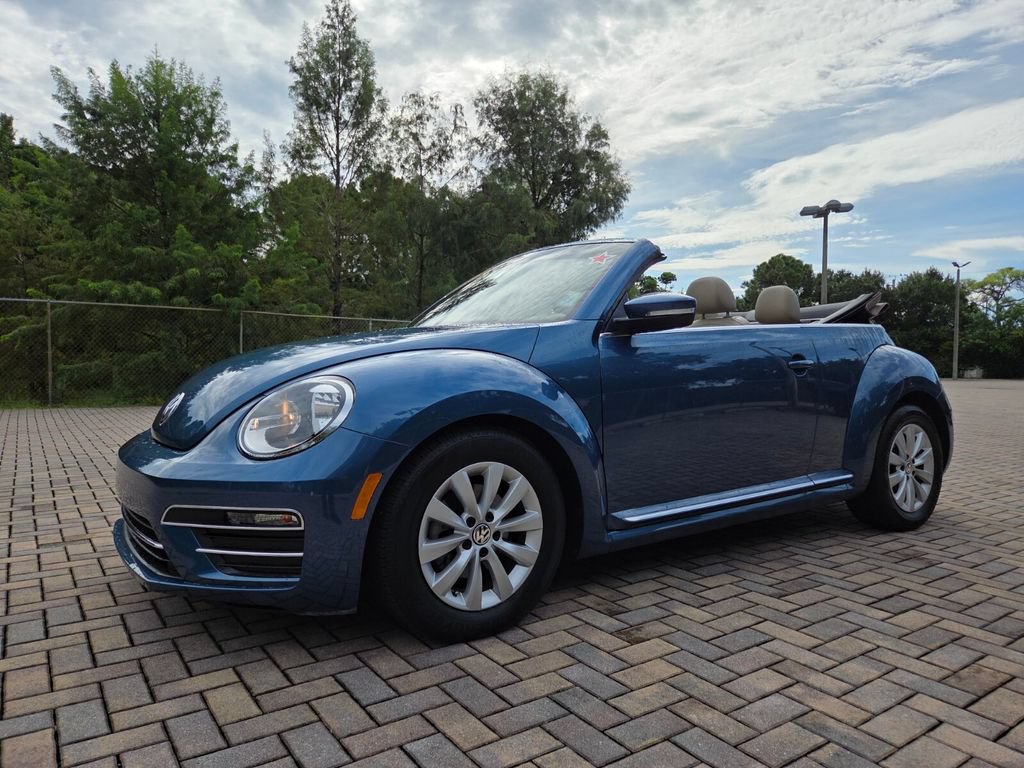 Used 2019 Volkswagen Beetle 2.0T S FWD image 3