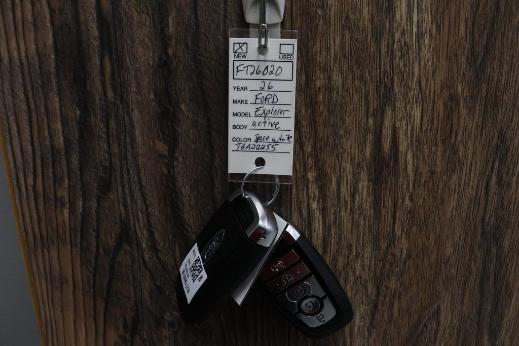 New 2026 Ford Explorer Active w/ Active Comfort Package image 35