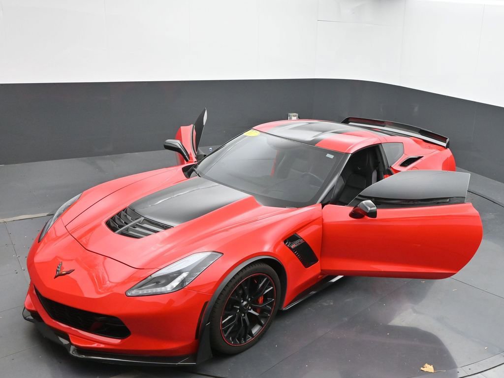 Used 2017 Chevrolet Corvette Z06 w/ Z07 Performance Package image 57