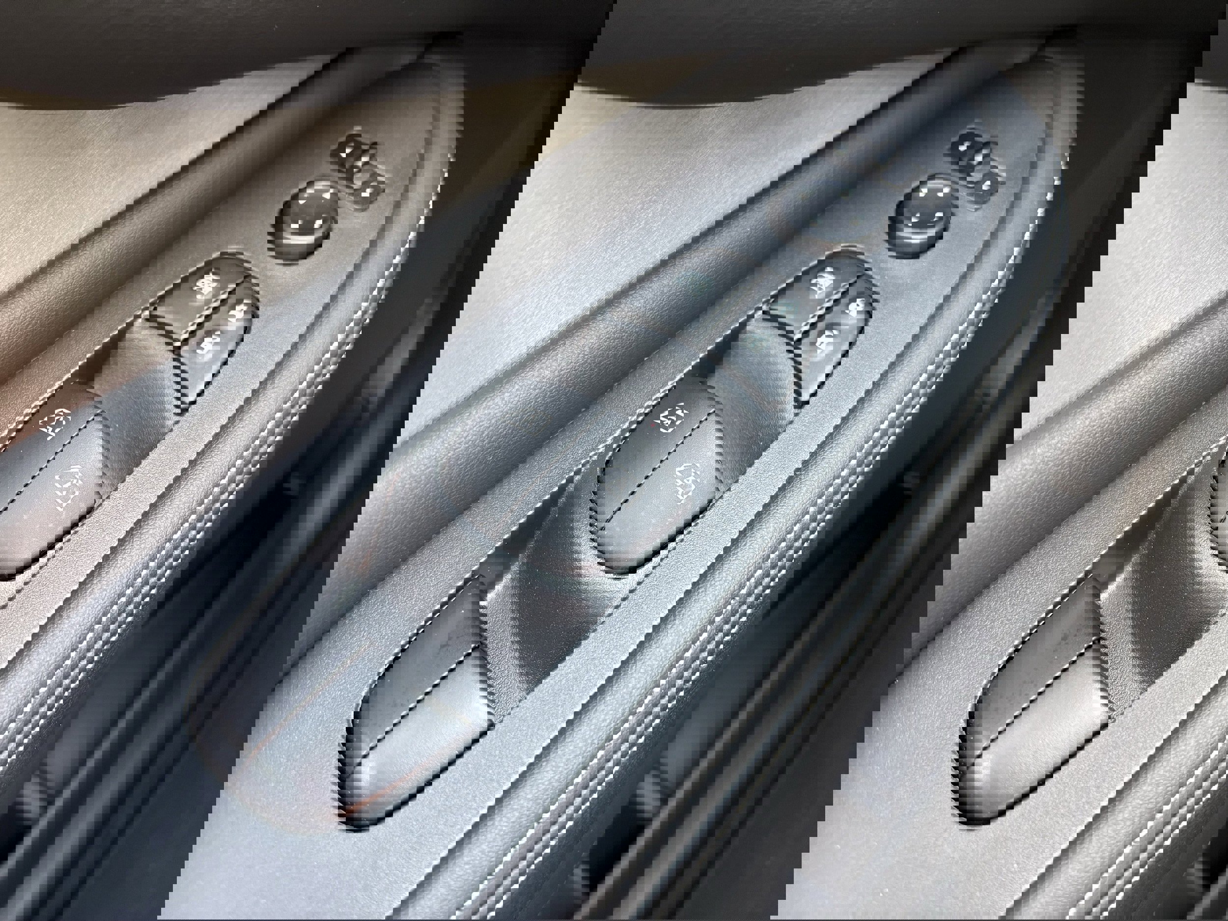 Used 2024 Nissan Murano SV w/ SV Midnight Edition Package FWD image 19