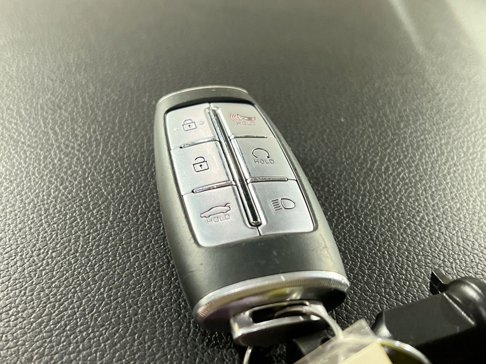 Used 2023 Genesis G70 2.0T w/ Sport Prestige Package image 30