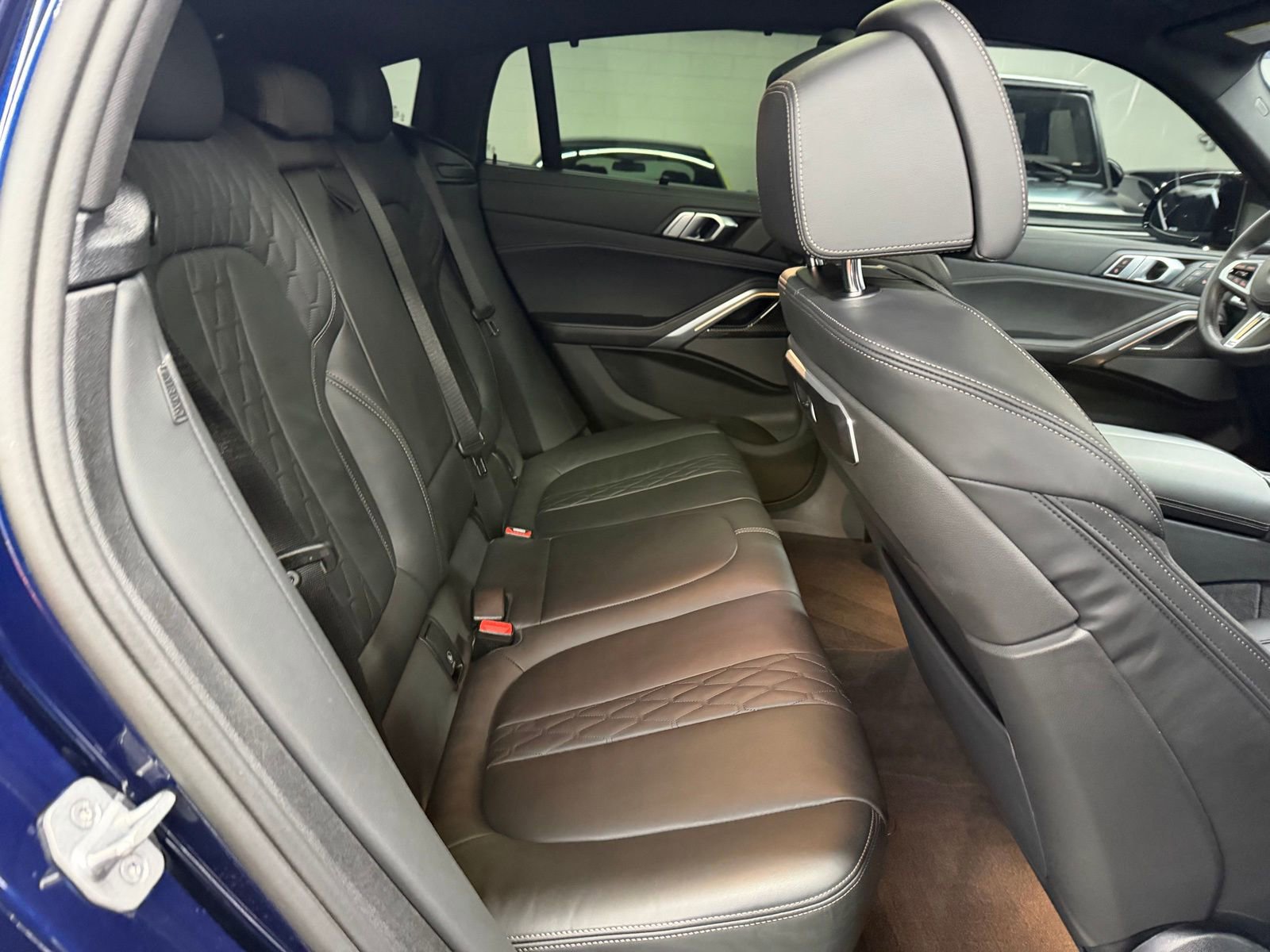 Used 2024 BMW X6 M60i image 22