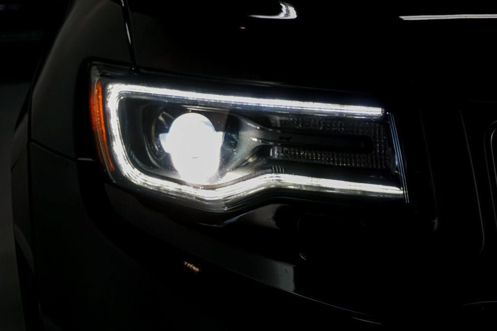 Used 2021 Jeep Grand Cherokee Trackhawk AWD/4WD image 91