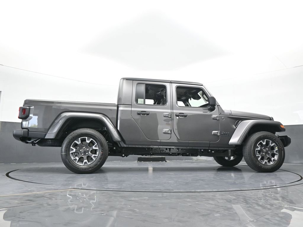 New 2026 Jeep Gladiator Sahara image 56