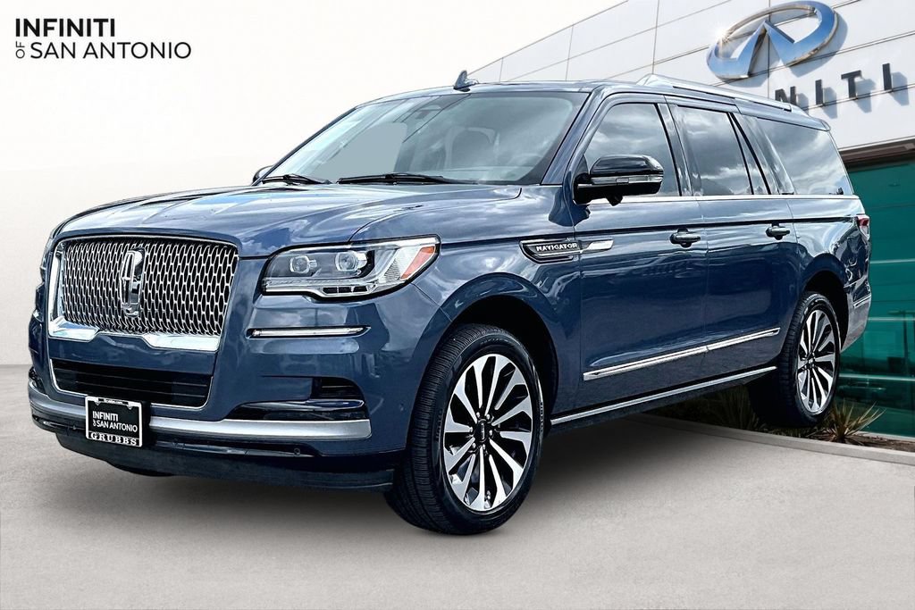 Used 2023 Lincoln Navigator L Reserve AWD/4WD image 14