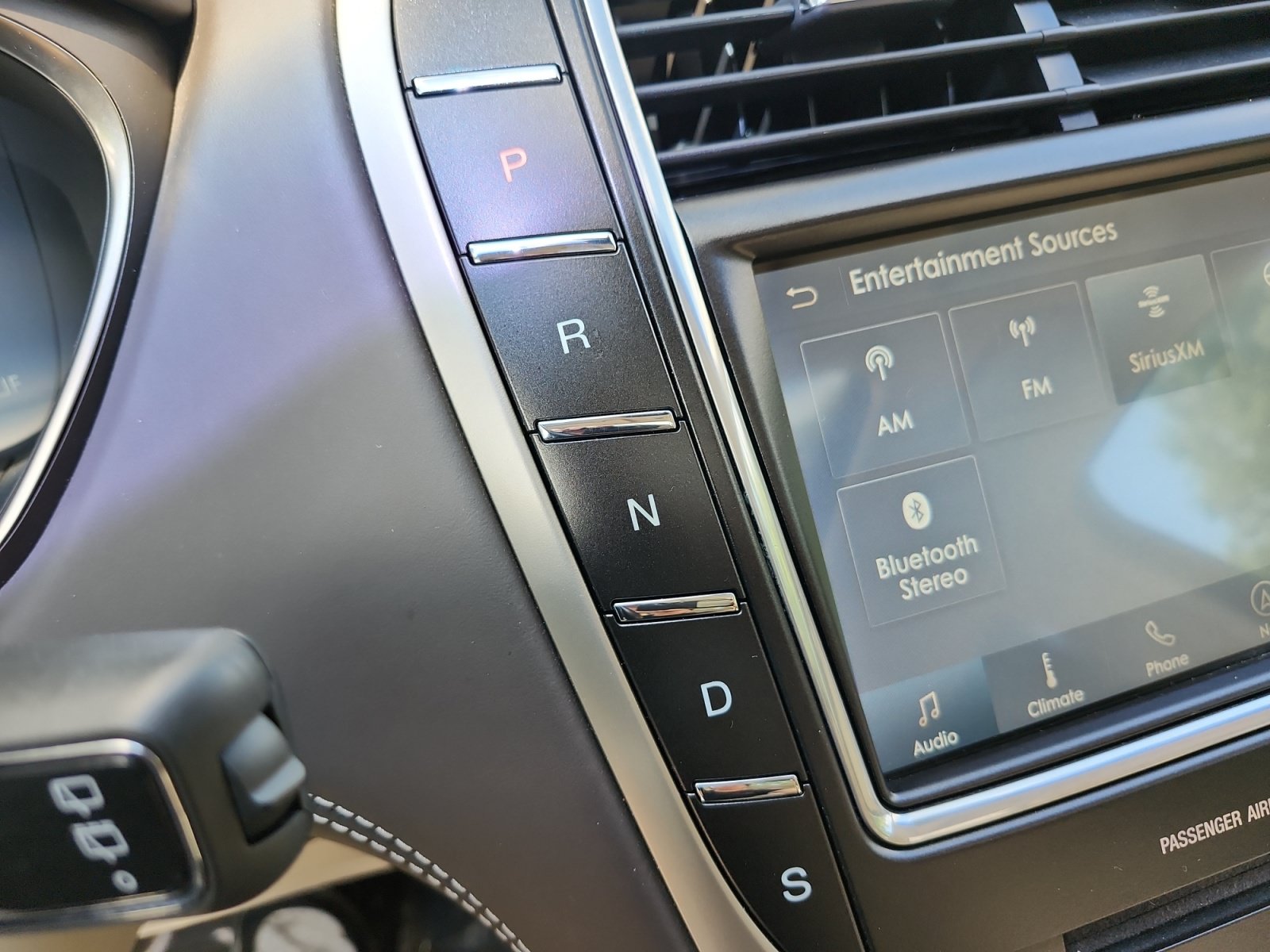 Used 2019 Lincoln Nautilus Black Label w/ Driver Assistance Package AWD/4WD image 23
