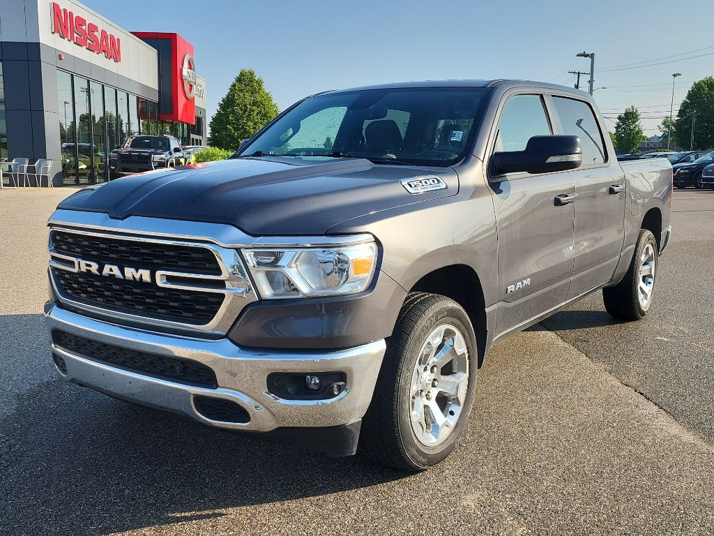 Used 2022 RAM 1500 Big Horn AWD/4WD image 3