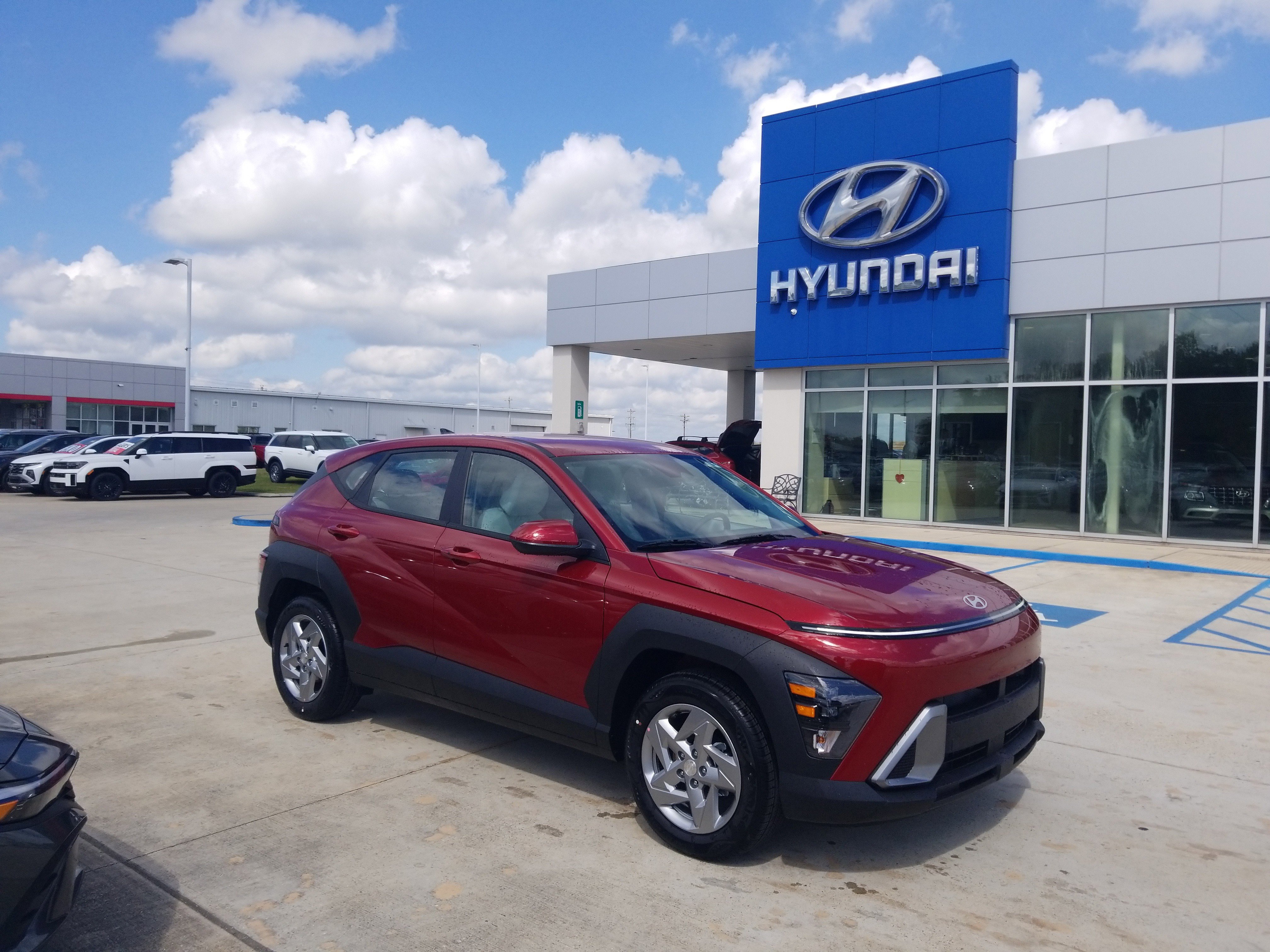 New 2026 Hyundai Kona SE FWD image 1