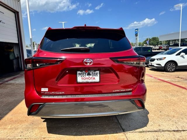 Used 2025 Toyota Highlander Limited AWD/4WD image 6