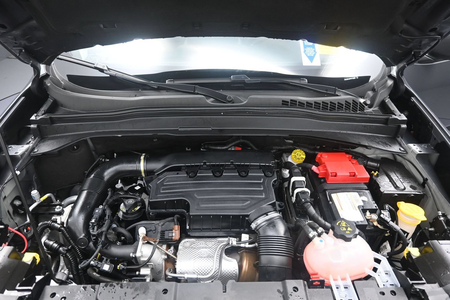 Used 2023 Jeep Renegade Latitude AWD/4WD image 22