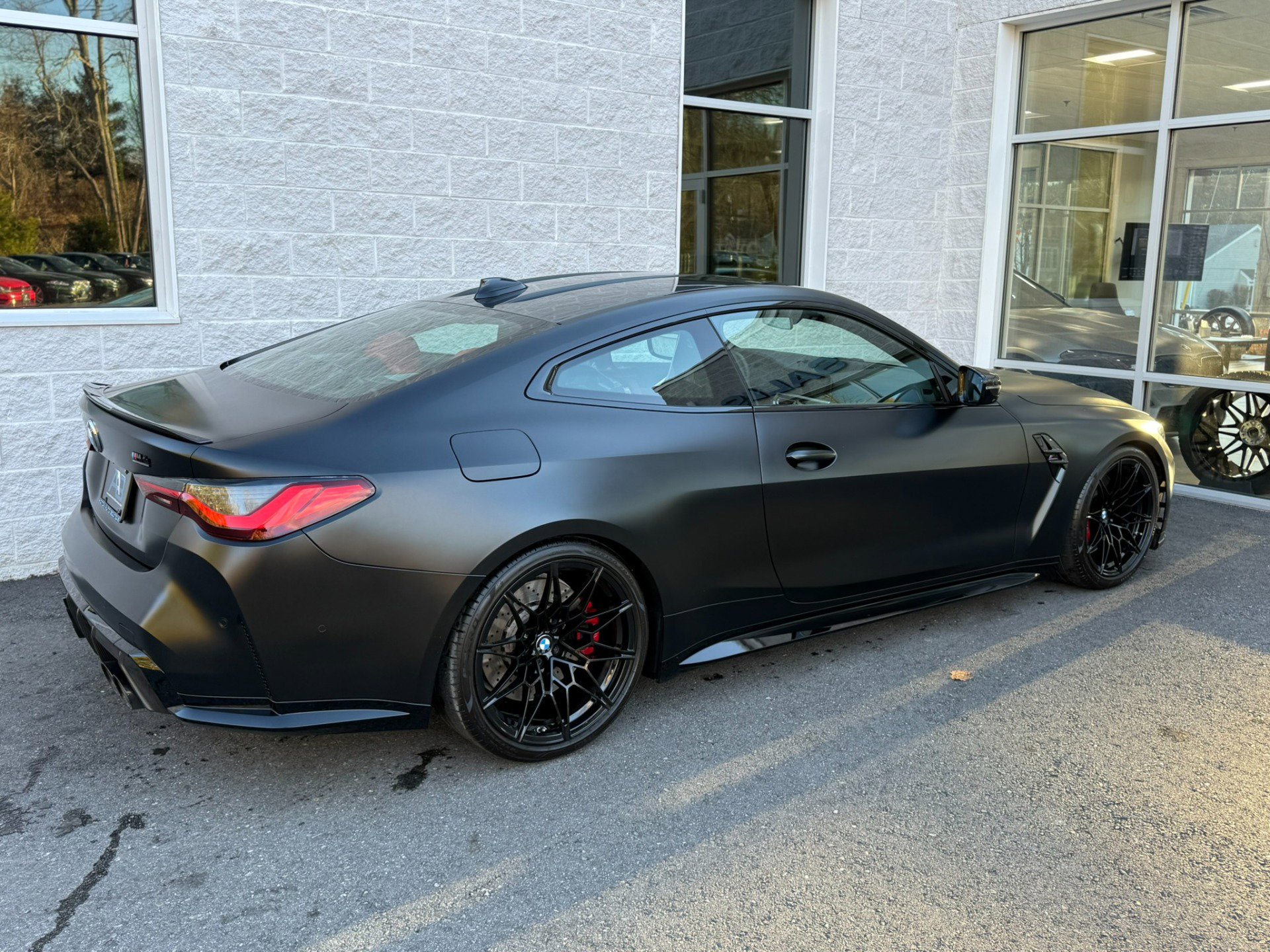 Used 2022 BMW M4 xDrive Competition w/ M Carbon Exterior Package image 34