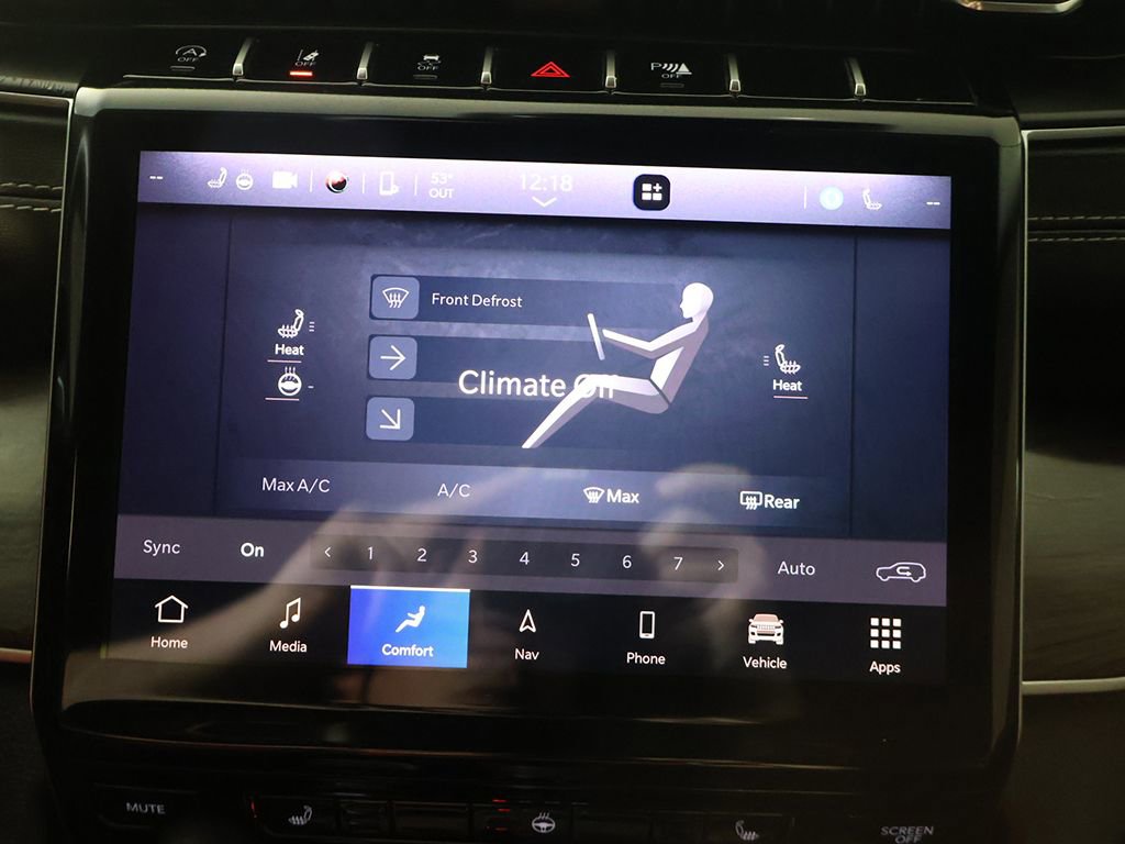 Used 2023 Jeep Grand Cherokee Limited AWD/4WD image 44