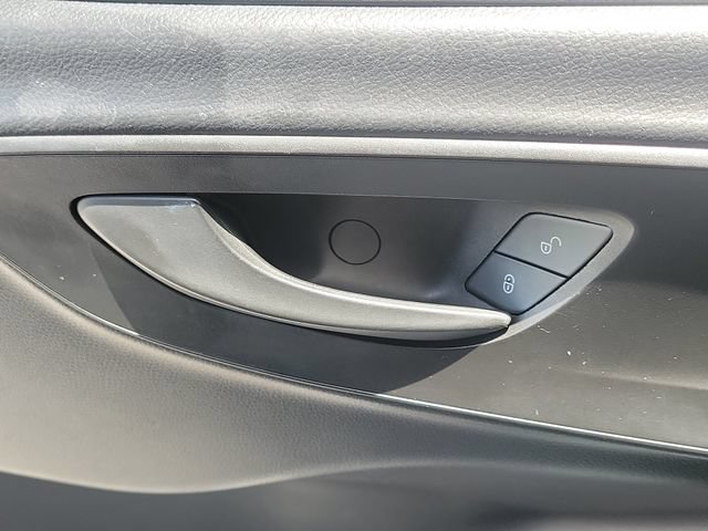 Used 2023 Mercedes-Benz Sprinter 2500 image 21