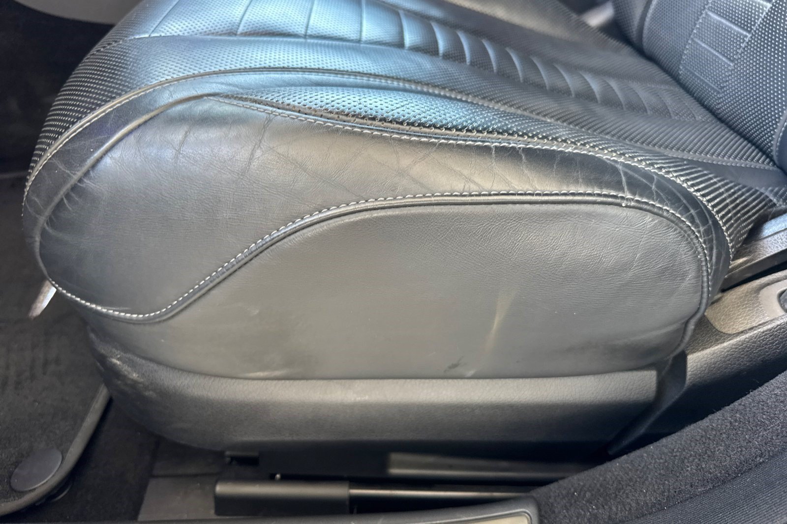 Used 2019 Mercedes-Benz S 560 Sedan image 14
