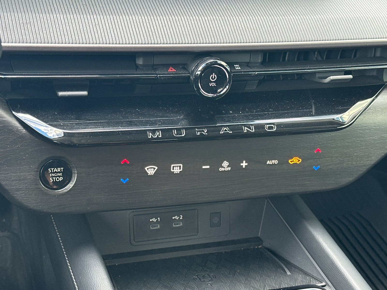 Used 2025 Nissan Murano SV AWD/4WD image 18