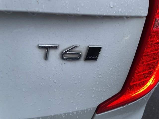 Used 2018 Volvo XC90 T6 Momentum w/ Convenience Package image 15