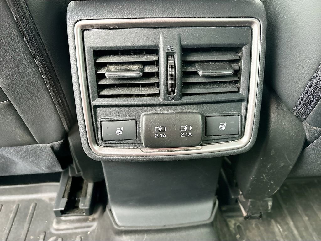 Used 2024 Subaru Forester Touring image 27