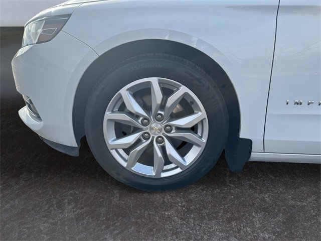 Used 2019 Chevrolet Impala LT w/ LT Convenience Package image 14