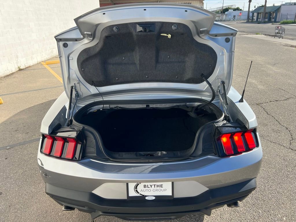 Used 2024 Ford Mustang Premium RWD image 17