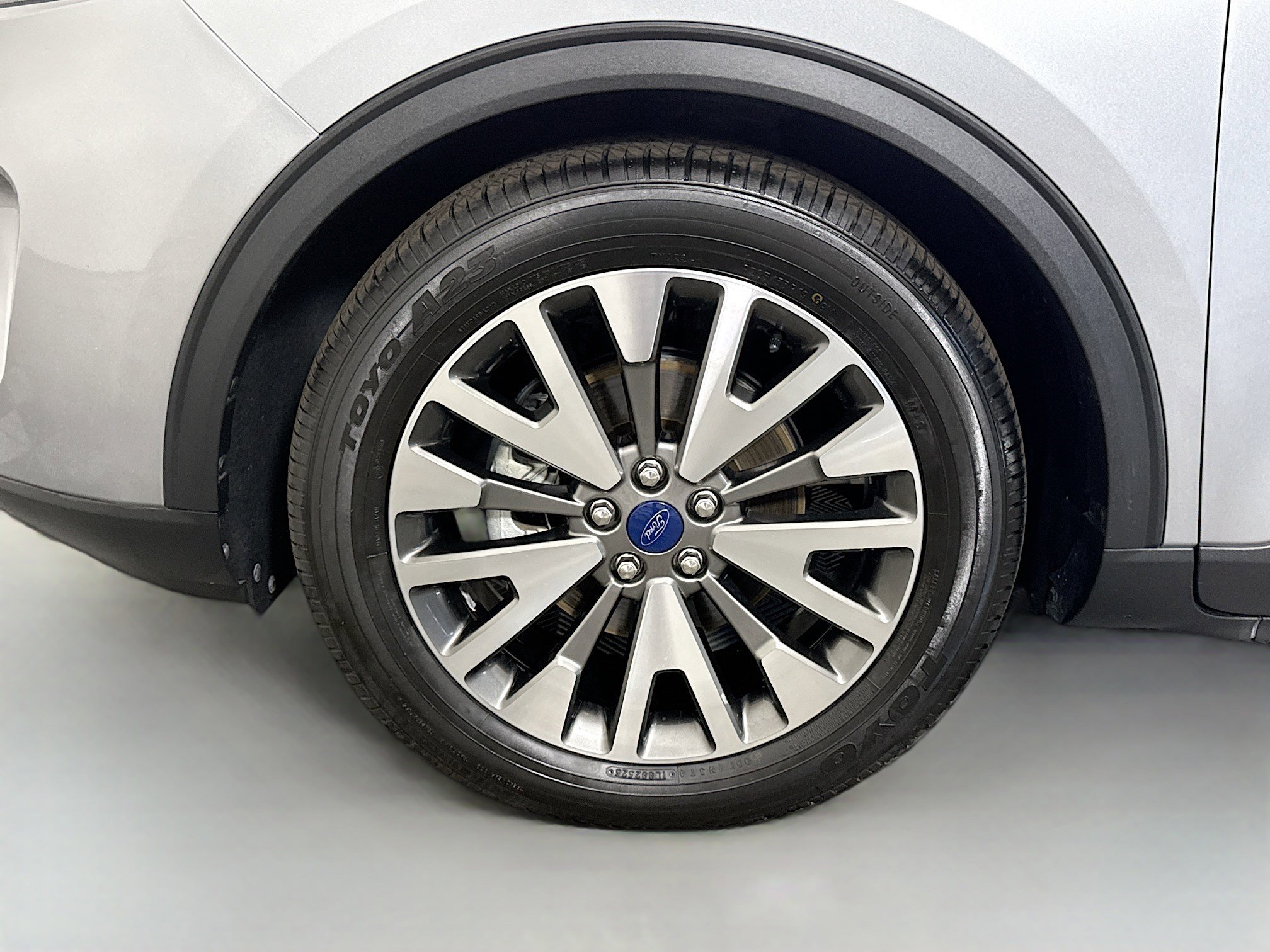 Used 2022 Ford Escape Titanium w/ Class II Trailer Tow Package image 38