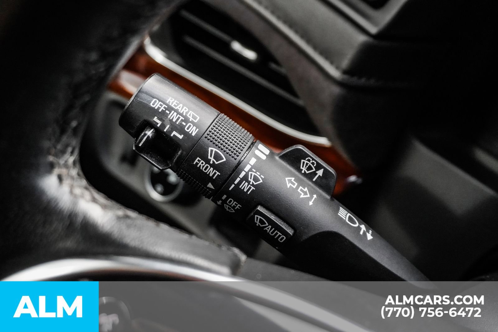 Used 2016 Cadillac Escalade Luxury image 34