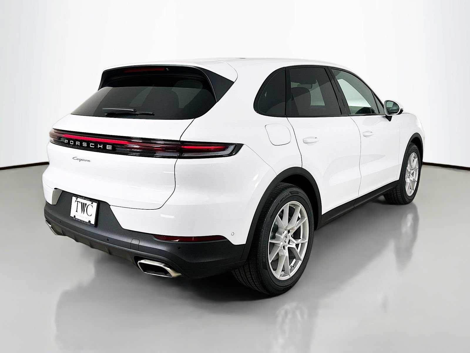 New 2026 Porsche Cayenne AWD/4WD image 5